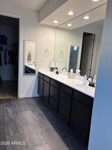 1939 W Fawn Way, San Tan Valley, AZ 85144