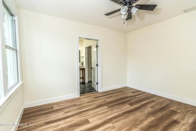 5044 COLONIAL Avenue, Jacksonville, FL 32210