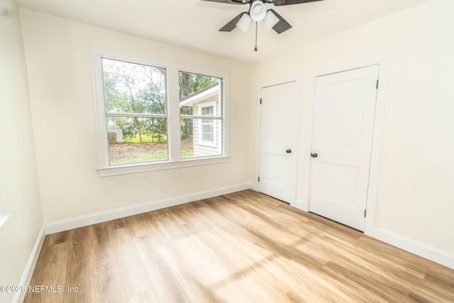 5044 COLONIAL Avenue, Jacksonville, FL 32210