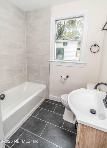 5044 COLONIAL Avenue, Jacksonville, FL 32210