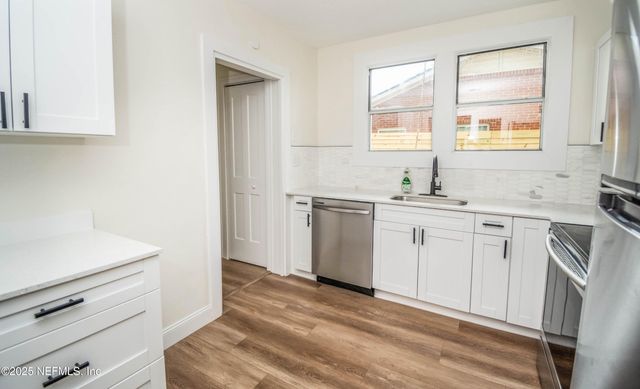 5044 COLONIAL Avenue, Jacksonville, FL 32210