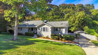 539 Hollis Road, Charlotte, NC 28209