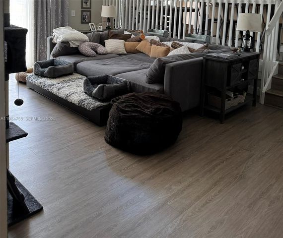 1471 NW 159th Ave, Pembroke Pines, FL 33028