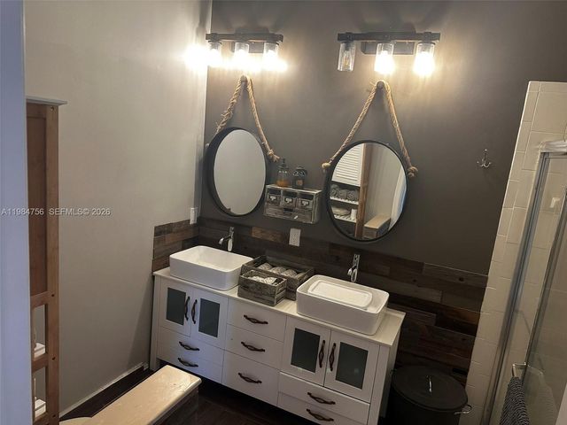 1471 NW 159th Ave, Pembroke Pines, FL 33028