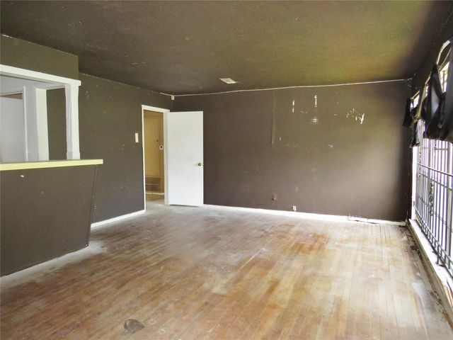 5635 Ashburn Street, Houston, TX 77033
