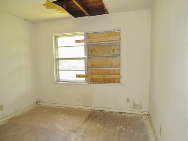 5635 Ashburn Street, Houston, TX 77033