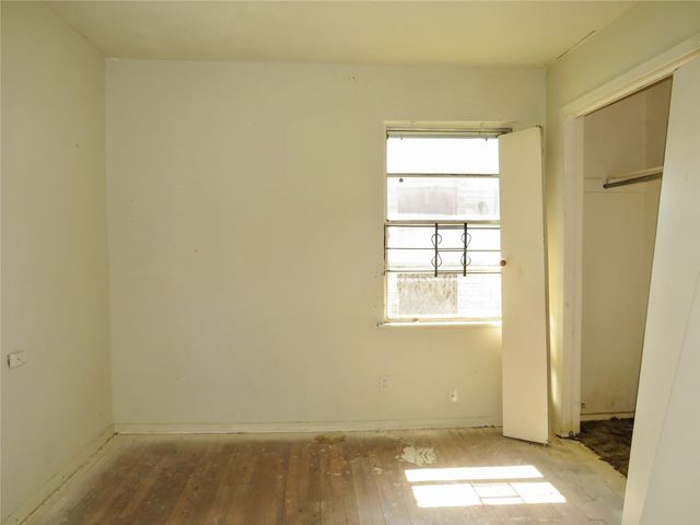 5635 Ashburn Street, Houston, TX 77033