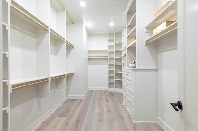 324 Bristol Valley Court, Heath, TX 75032