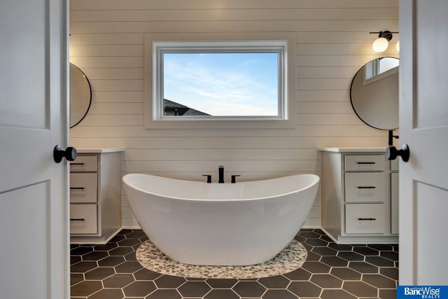 4138 Sundrop Avenue, Lincoln, NE 68516