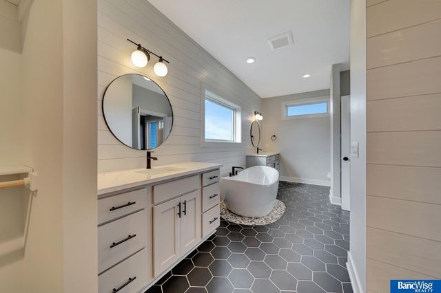 4138 Sundrop Avenue, Lincoln, NE 68516