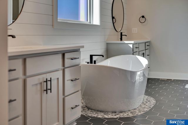 4138 Sundrop Avenue, Lincoln, NE 68516