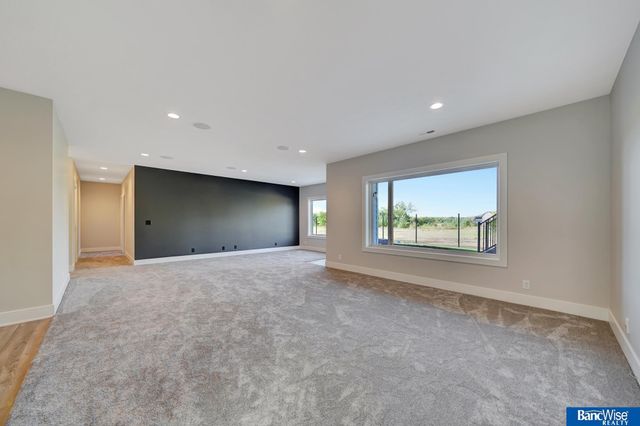 4138 Sundrop Avenue, Lincoln, NE 68516