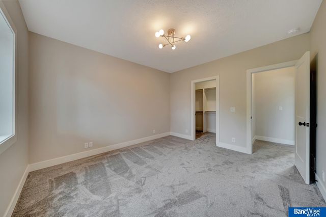 4138 Sundrop Avenue, Lincoln, NE 68516