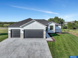 4138 Sundrop Avenue, Lincoln, NE 68516