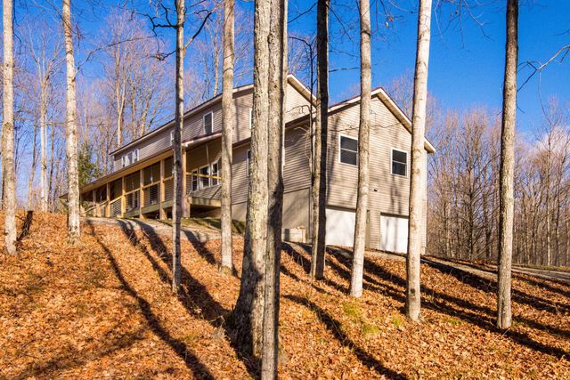 5877 E Lake Five Lane, Kalkaska, MI 49646