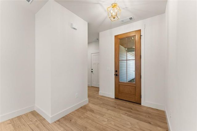 618 Thomas Road, Cleveland, GA 30528