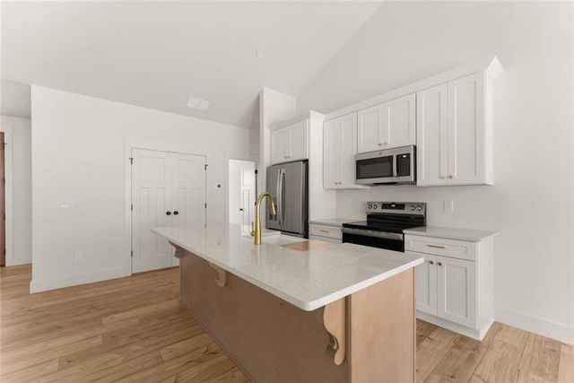 618 Thomas Road, Cleveland, GA 30528