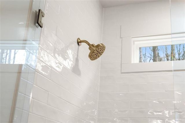 618 Thomas Road, Cleveland, GA 30528