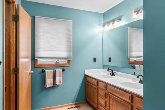 2832 Walnut Street, West Des Moines, IA 50265