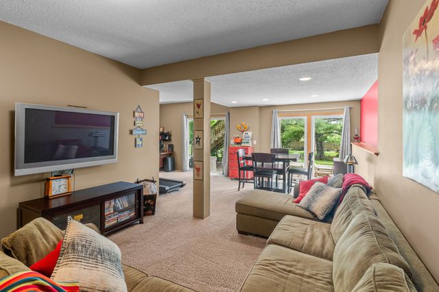2832 Walnut Street, West Des Moines, IA 50265