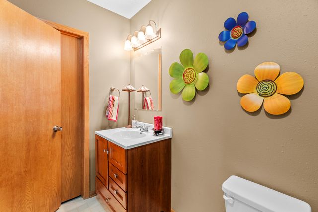 2832 Walnut Street, West Des Moines, IA 50265