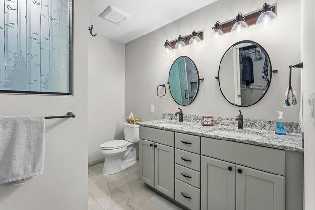 4613 Thistle Mill Court, Kalamazoo, MI 49006