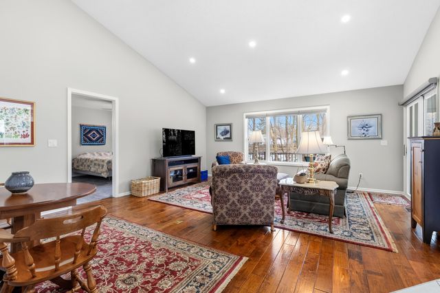 4613 Thistle Mill Court, Kalamazoo, MI 49006