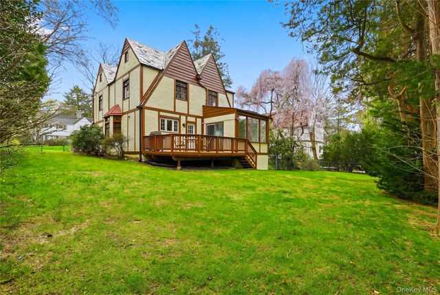 126 Taymil Road, New Rochelle, NY 10804