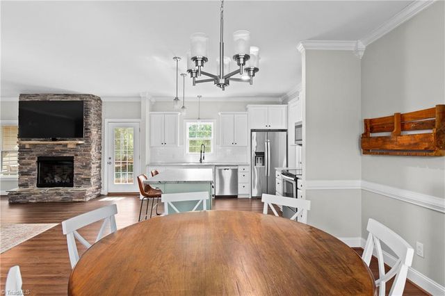 152 Hepler Hylls Court, Thomasville, NC 27360