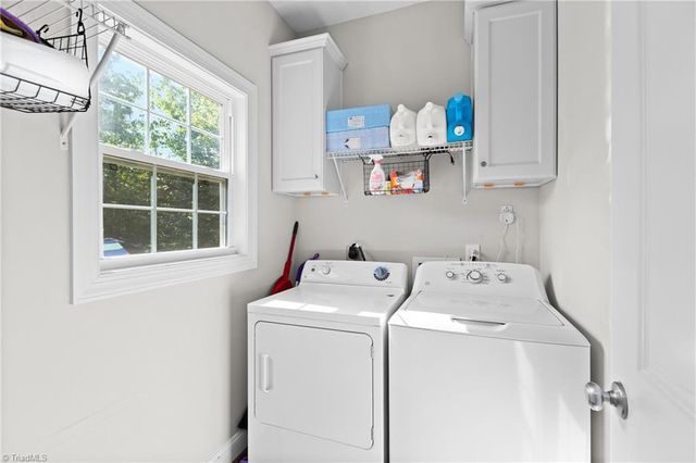 152 Hepler Hylls Court, Thomasville, NC 27360