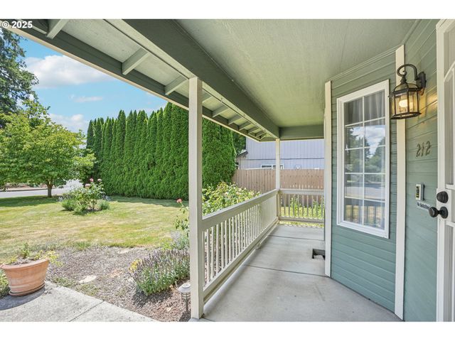 212 Sw 2ND Ct, Battle Ground, WA 98604