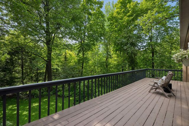 17835 6th Avenue N, Plymouth, MN 55447