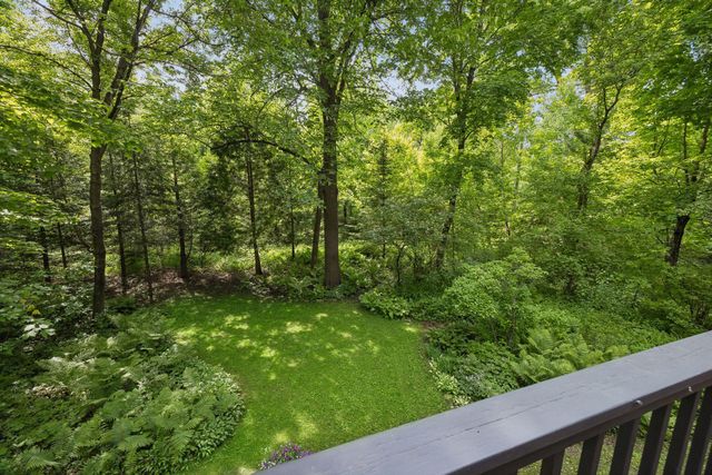 17835 6th Avenue N, Plymouth, MN 55447
