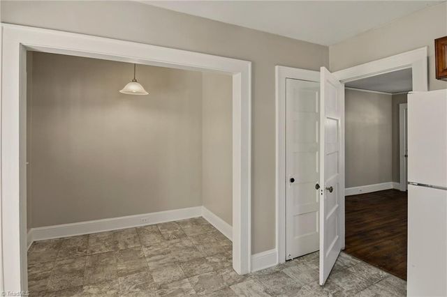 2133 Konnoak View Drive, Winston-salem, NC 27127