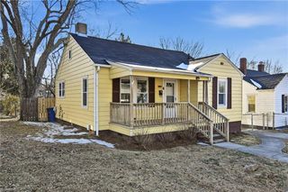 2133 Konnoak View Drive, Winston-salem, NC 27127