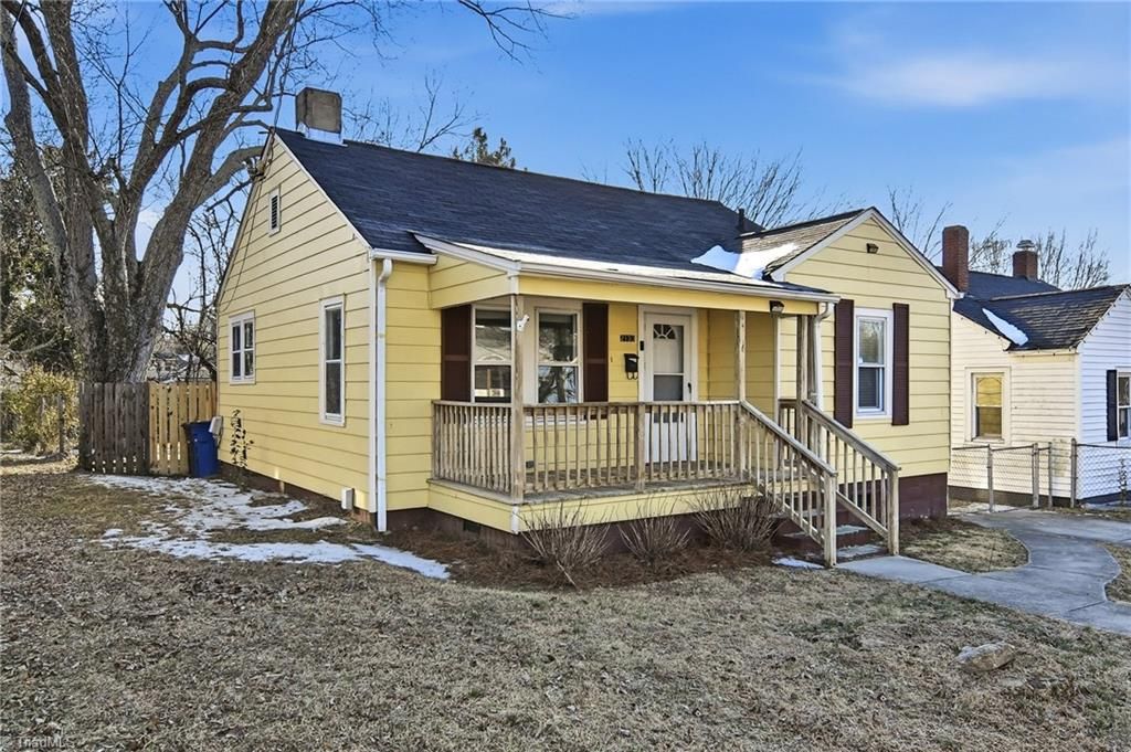 2133 Konnoak View Drive, Winston-salem, NC 27127