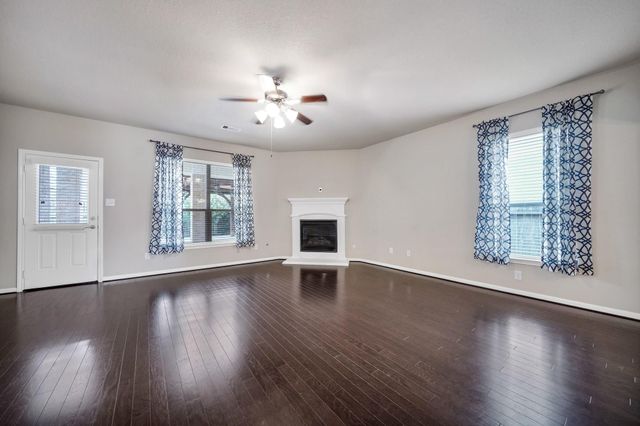 107 Autumn Forest Lane, Conroe, TX 77384