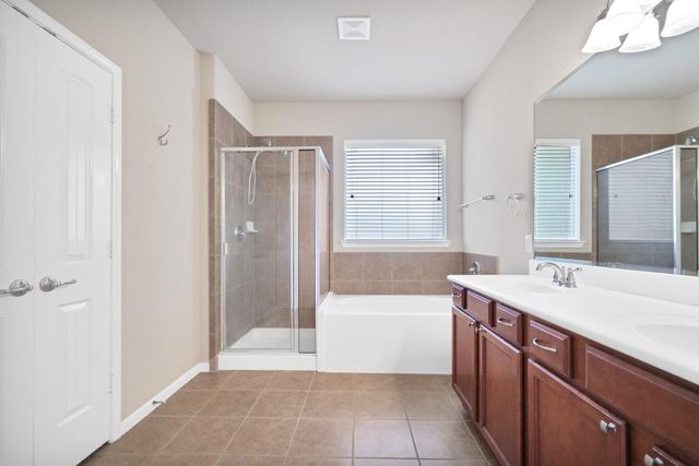 107 Autumn Forest Lane, Conroe, TX 77384