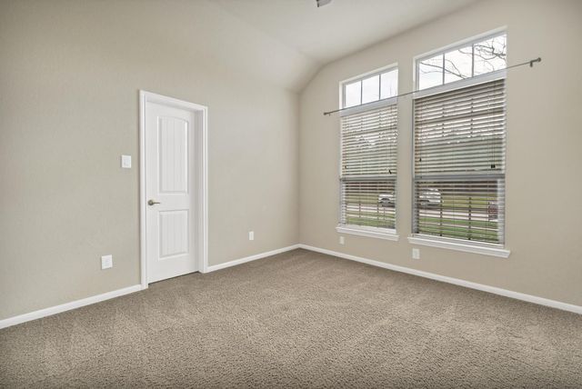 107 Autumn Forest Lane, Conroe, TX 77384