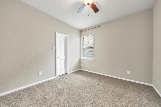 107 Autumn Forest Lane, Conroe, TX 77384