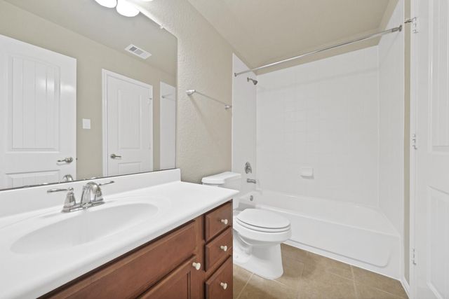 107 Autumn Forest Lane, Conroe, TX 77384