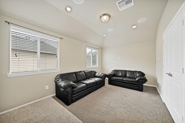 107 Autumn Forest Lane, Conroe, TX 77384