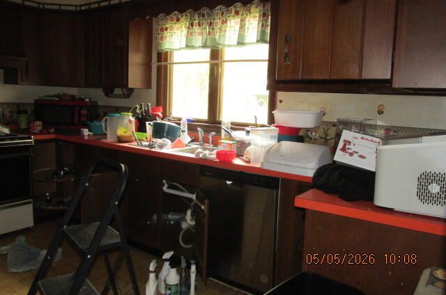 207 Cherry Street, Allegan, MI 49010