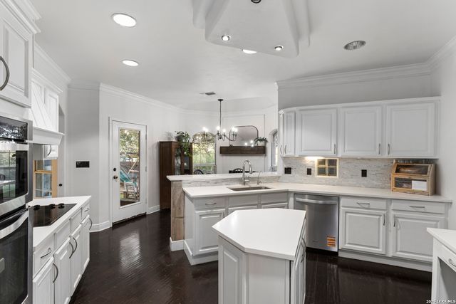 125 Kendall Ridge, Boerne, TX 78015