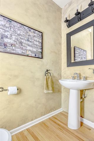 25 Mulberry Drive, Tuxedo Park, NY 10987