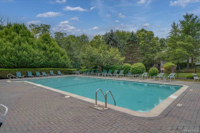 25 Mulberry Drive, Tuxedo Park, NY 10987