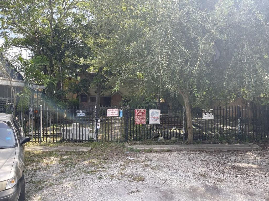 252 NE 57th Street, Miami, FL 33137