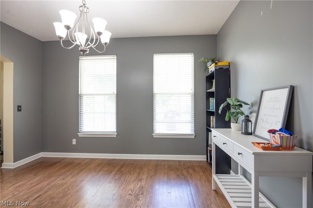 8856 Oakbrook Circle, Twinsburg, OH 44087