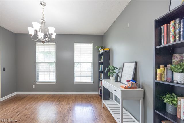 8856 Oakbrook Circle, Twinsburg, OH 44087