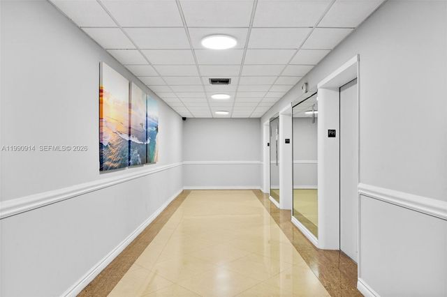 3725 S Ocean Dr PH18, Hollywood, FL 33019